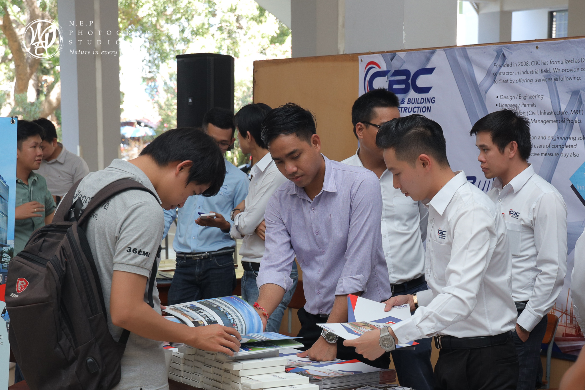 When editing event configurations, choose events that will send the data that is most valuable to your business. Data that you receive from these events can be used in ad campaigns for targeting, optimisation and measurement.