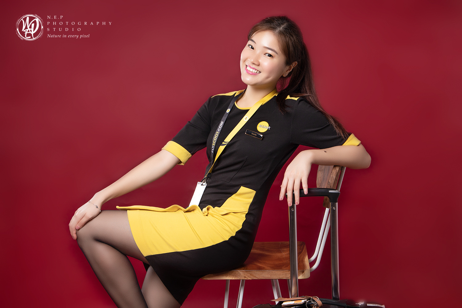 Whether you’re in the mood for fashion tricks, outfit ideas, industry news, celebrity street style, or simply want to know the latest styles to shop, you’ve come to the right place. We won’t just tell you about the hottest trends — from jeans, to shoes, to jackets — we’ll show you how to get the look (and let you know when it’s on sale).